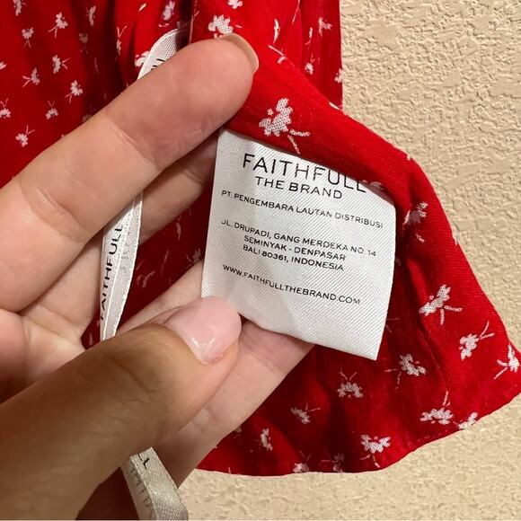 Faithful the Brand Rosario red white floral wrap boho bohemian crop cropped top - Picture 10 of 11